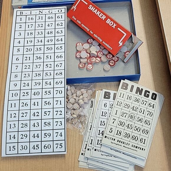 Huge Bingo bundle, 1974 vintage Bingo - Picture 13 of 13